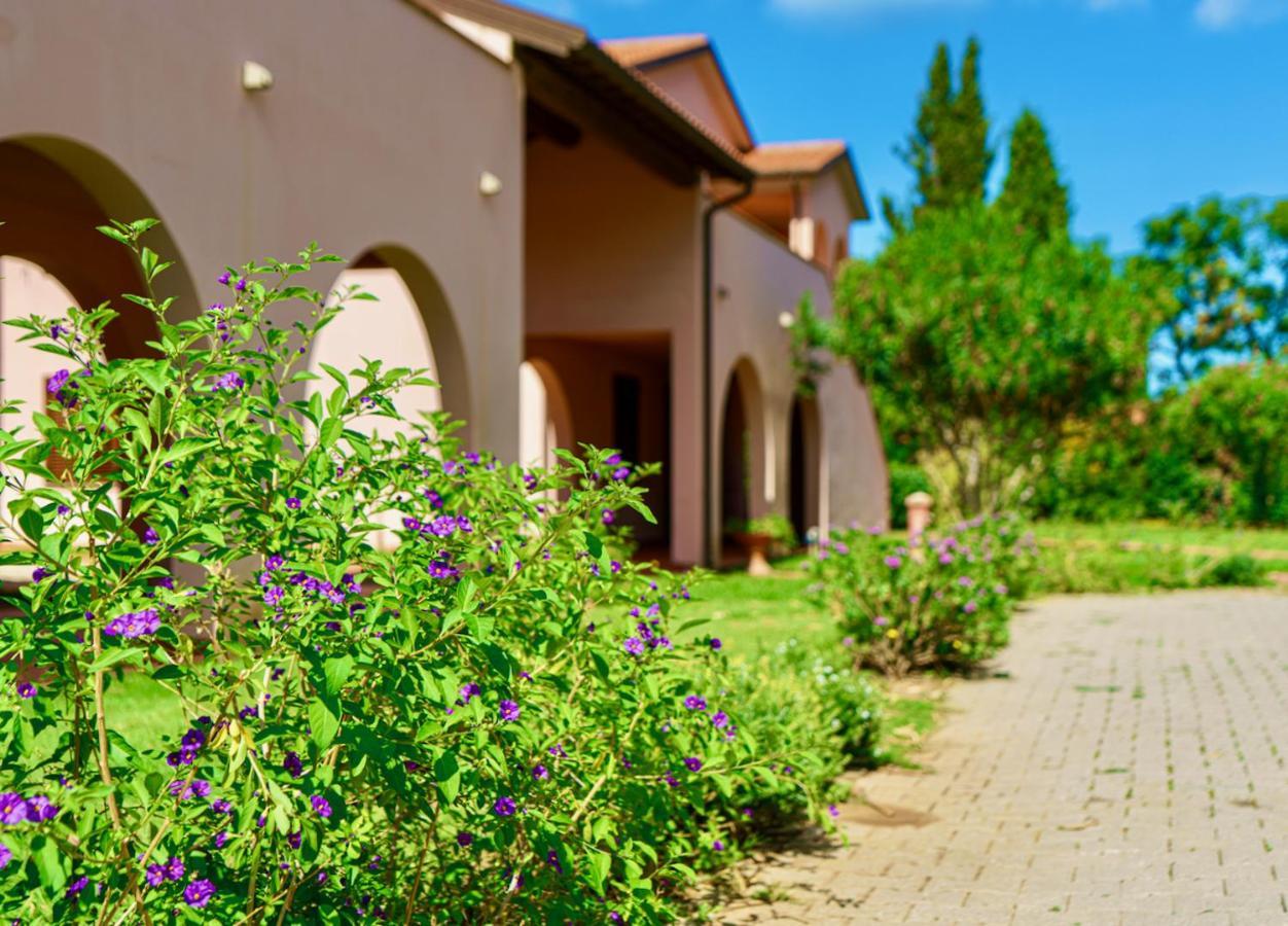 Appartamenti In Residence Villa Santa Maria 산빈첸초 외부 사진